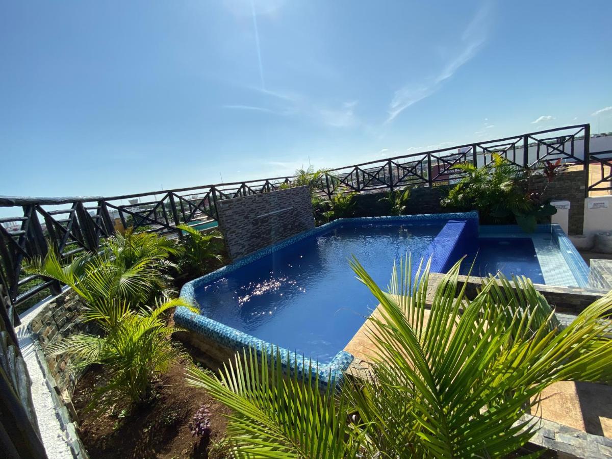Suites La Roca By R&T Cancún Zewnętrze zdjęcie