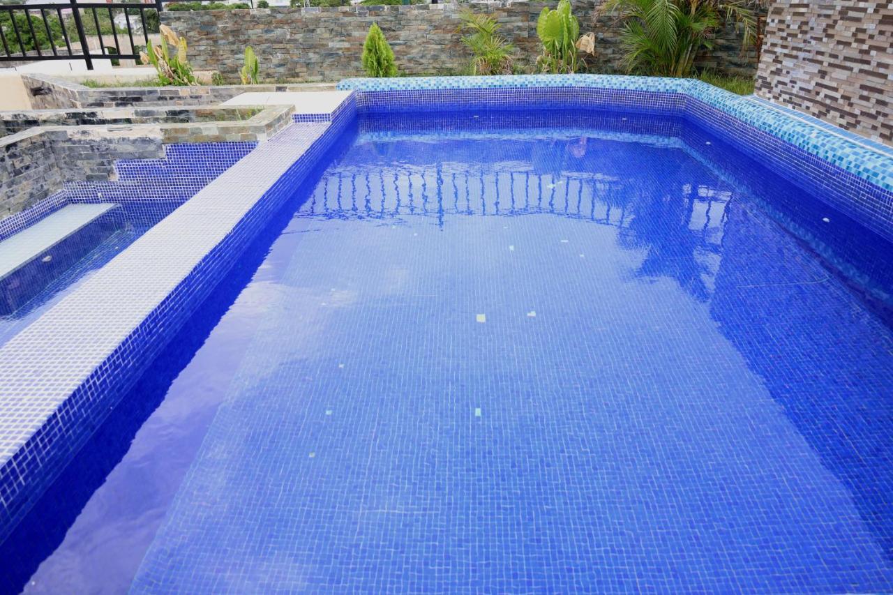 Suites La Roca By R&T Cancún Zewnętrze zdjęcie